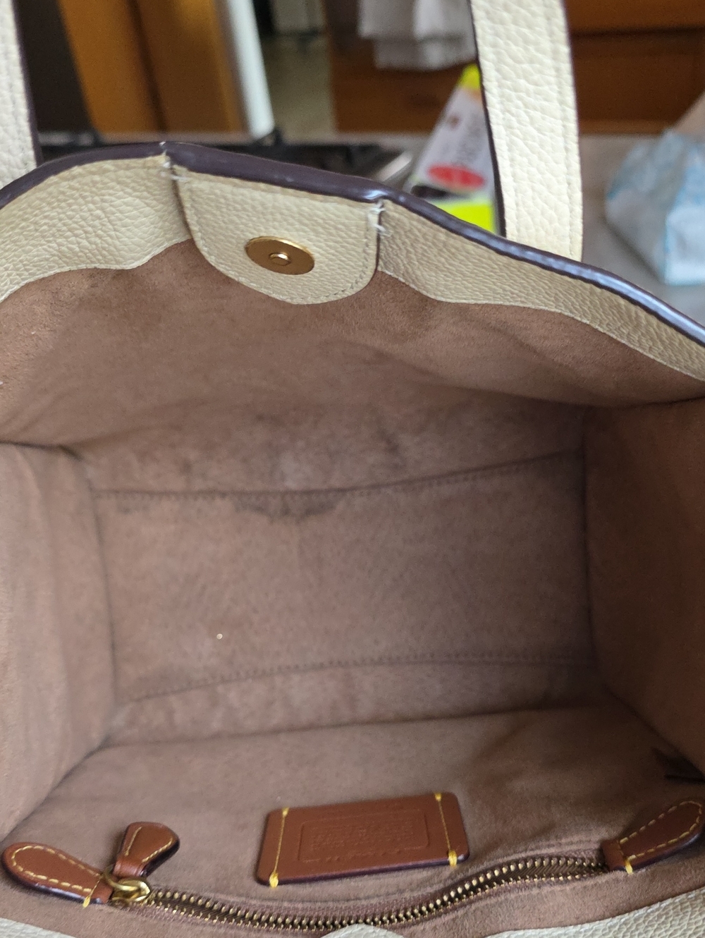 Coach Field Tote 22 In Signature LEATHER - Picture 15 of 16